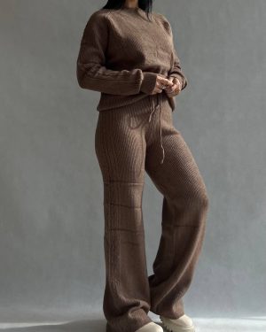 ست Woven gis